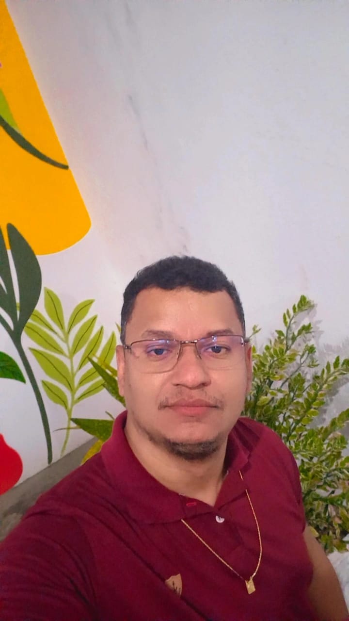 Prof. Esp. Pedro Vinicius Barbosa Ramos