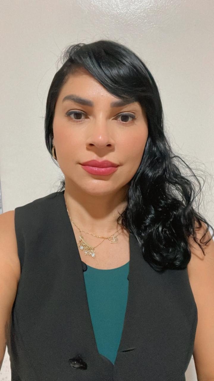 Profª. Dra. Quesia Guedes da Silva Castilho